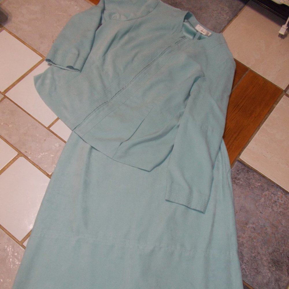 EUC Soft Plush top & long skirt plus size 16W